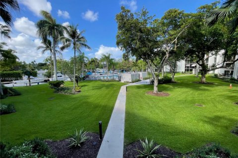 Condominio en venta en Fort Lauderdale, Florida, 1 dormitorio, 95.88 m2 № 1934205 - foto 25