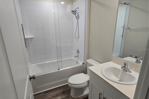 Villa ou maison à louer à Haines City, Floride: 4 chambres, 171.87 m2 № 2142978 - photo 24