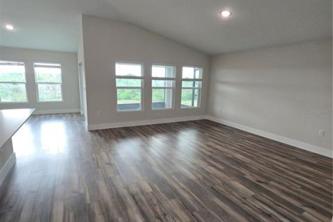 Villa ou maison à louer à Haines City, Floride: 4 chambres, 171.87 m2 № 2142978 - photo 3