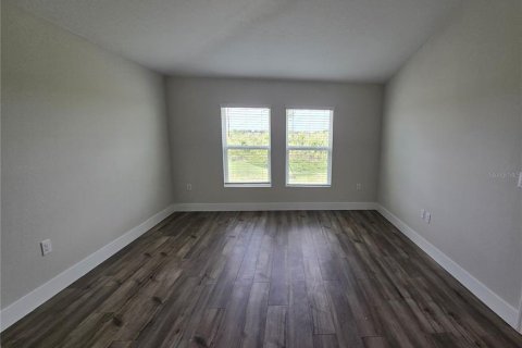 Villa ou maison à louer à Haines City, Floride: 4 chambres, 171.87 m2 № 2142978 - photo 11