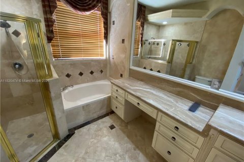 House in Miramar, Florida 3 bedrooms, 161.56 sq.m. № 1779176 - photo 20