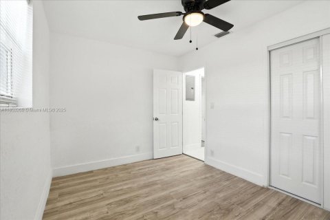 House in Cooper City, Florida 3 bedrooms, 135.82 sq.m. № 1891394 - photo 30