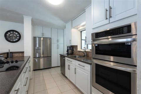 Villa ou maison à vendre à Palm Coast, Floride: 4 chambres, 219.34 m2 № 1515690 - photo 10