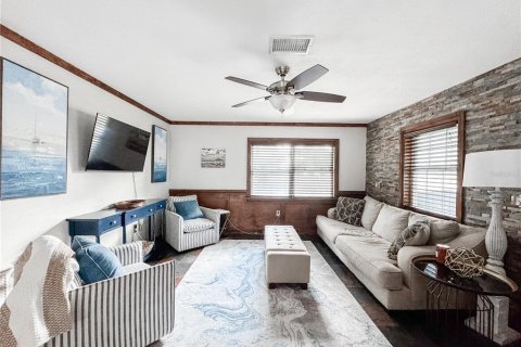 Casa en venta en Sarasota, Florida, 3 dormitorios, 89.37 m2 № 2385752 - foto 9