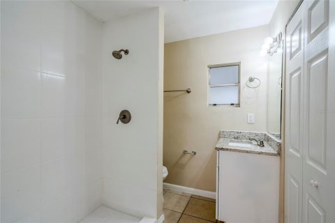 Casa en venta en Orlando, Florida, 4 dormitorios, 122.26 m2 № 1575342 - foto 6