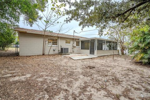 Casa en venta en Orlando, Florida, 4 dormitorios, 122.26 m2 № 1575342 - foto 21