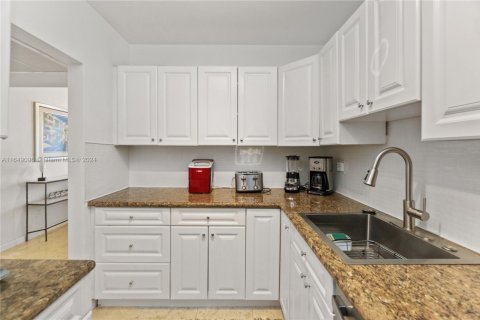 Copropriété à louer à Miami Beach, Floride: 1 chambre, 62.71 m2 № 2019124 - photo 8