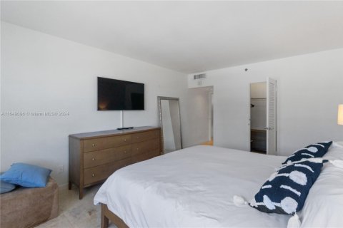 Copropriété à louer à Miami Beach, Floride: 1 chambre, 62.71 m2 № 2019124 - photo 11
