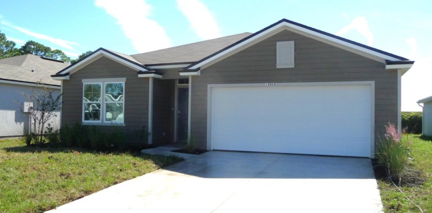 House in Jacksonville, Florida 4 bedrooms, 166.95 sq.m. № 766877