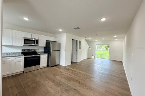 Touwnhouse à louer à Kissimmee, Floride: 2 chambres, 99.96 m2 № 2436691 - photo 3