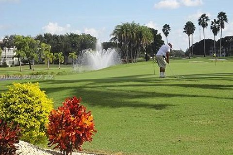 Condo in Coconut Creek, Florida, 2 bedrooms  № 2065470