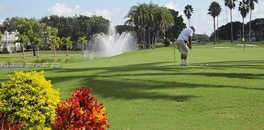 Condo in Coconut Creek, Florida, 2 bedrooms  № 2065470