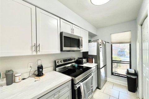Villa ou maison à vendre à Gainesville, Floride: 2 chambres, 97.55 m2 № 1514305 - photo 4