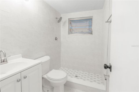 Casa en venta en Port Richey, Florida, 3 dormitorios, 91.42 m2 № 1915770 - foto 14