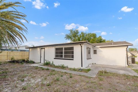 Casa en venta en Port Richey, Florida, 3 dormitorios, 91.42 m2 № 1915770 - foto 17