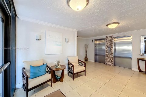 Condominio en alquiler en Pompano Beach, Florida, 2 dormitorios, 98.85 m2 № 2052525 - foto 3
