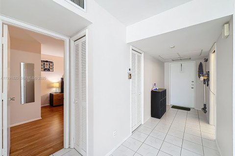 Condominio en alquiler en Pompano Beach, Florida, 2 dormitorios, 98.85 m2 № 2052525 - foto 13