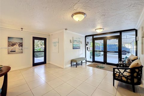 Condominio en alquiler en Pompano Beach, Florida, 2 dormitorios, 98.85 m2 № 2052525 - foto 4
