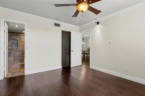 Купить кондоминиум в Маргит, Флорида 2 спальни, 73.39м2, № 1995595 - фото 20