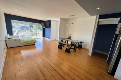 Appartement à louer à Doral, Floride: 2 chambres, 98.48 m2 № 2008809 - photo 5