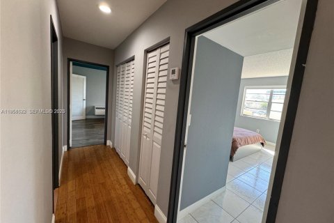 Appartement à louer à Doral, Floride: 2 chambres, 98.48 m2 № 2008809 - photo 9