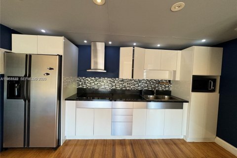 Appartement à Doral, Floride 2 chambres, 98.48 m2 № 2008809