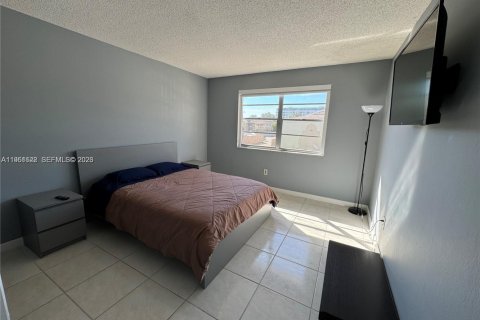 Appartement à louer à Doral, Floride: 2 chambres, 98.48 m2 № 2008809 - photo 10