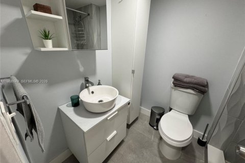 Appartement à louer à Doral, Floride: 2 chambres, 98.48 m2 № 2008809 - photo 12