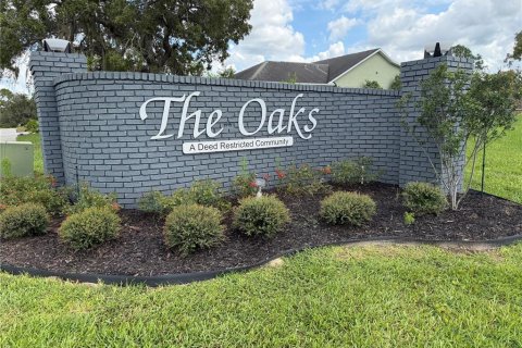 Land in Spring Hill, Florida № 2370990 - photo 2