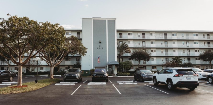 Condo in Pompano Beach, Florida, 2 bedrooms  № 1182461