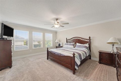 House in Land O' Lakes, Florida 4 bedrooms, 257.8 sq.m. № 2298332 - photo 26