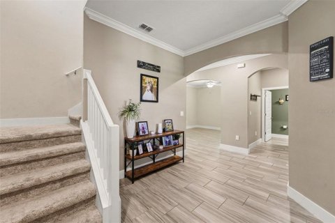 House in Land O' Lakes, Florida 4 bedrooms, 257.8 sq.m. № 2298332 - photo 9