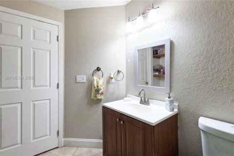 Villa ou maison à vendre à Clewiston, Floride: 4 chambres, 145.48 m2 № 2152777 - photo 24