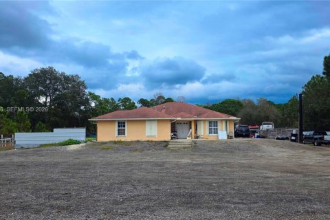 Villa ou maison à vendre à Clewiston, Floride: 4 chambres, 145.48 m2 № 2152777 - photo 2
