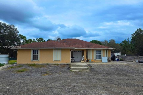 Villa ou maison à vendre à Clewiston, Floride: 4 chambres, 145.48 m2 № 2152777 - photo 3