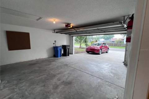 Villa ou maison à louer à Tampa, Floride: 4 chambres, 137.03 m2 № 2267244 - photo 15