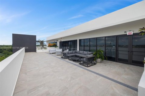 Снять в аренду квартиру в Пальметто-Бей, Флорида 2 спальни, 10508.08м2, № 2005148 - фото 15