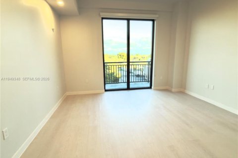 Снять в аренду квартиру в Пальметто-Бей, Флорида 2 спальни, 10508.08м2, № 2005148 - фото 7