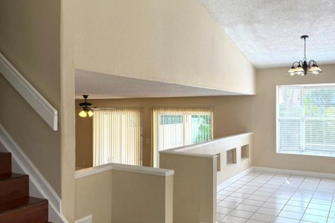 Villa ou maison à louer à Boca Raton, Floride: 3 chambres, 184.41 m2 № 2432213 - photo 5
