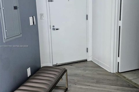 Снять в аренду кондоминиум в Майами, Флорида 1 спальня, 72.46м2, № 1990196 - фото 12