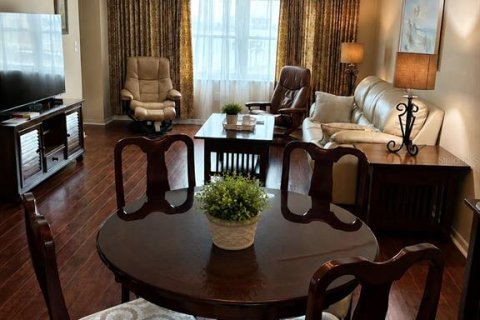 Copropriété à vendre à Saint Petersburg, Floride: 2 chambres, 96.62 m2 № 2235585 - photo 2