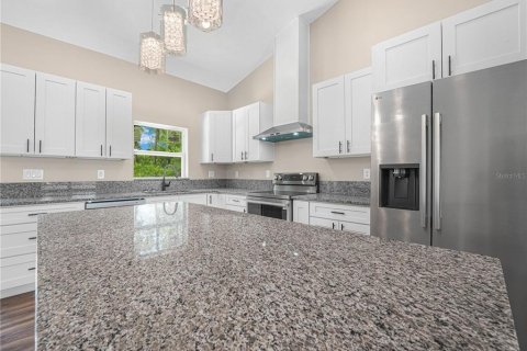 Touwnhouse à vendre à Sebring, Floride: 3 chambres, 139.35 m2 № 2405341 - photo 3