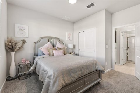Touwnhouse à vendre à Lutz, Floride: 4 chambres, 239.13 m2 № 2091921 - photo 12