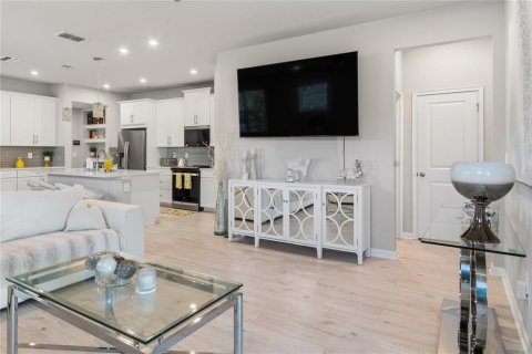 Touwnhouse à vendre à Lutz, Floride: 4 chambres, 239.13 m2 № 2091921 - photo 10