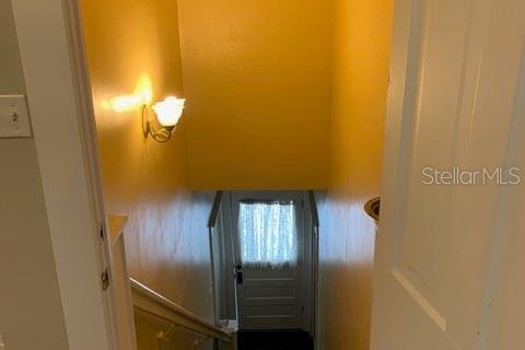 Commercial property in DeLand, Florida 5 bedrooms, 182.09 sq.m. № 2228343 - photo 16
