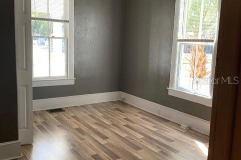 Commercial property in DeLand, Florida 5 bedrooms, 182.09 sq.m. № 2228343 - photo 10