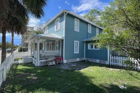 Commercial property in DeLand, Florida 5 bedrooms, 182.09 sq.m. № 2228343 - photo 4