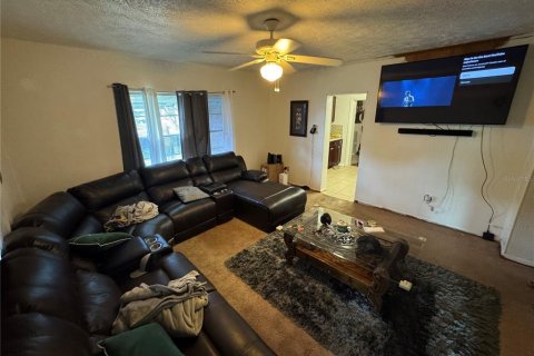 House in Winter Haven, Florida 3 bedrooms, 100.33 sq.m. № 1914344 - photo 6