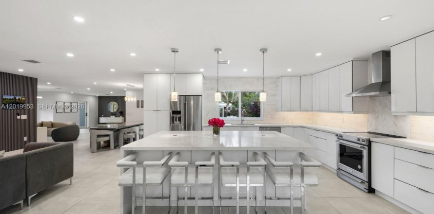 Villa ou maison à Pompano Beach, Floride 5 chambres, 317.54 m2 № 2085819