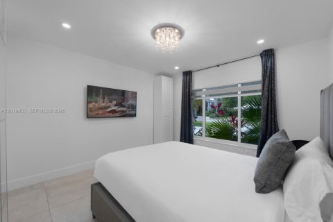Villa ou maison à vendre à Pompano Beach, Floride: 5 chambres, 317.54 m2 № 2085819 - photo 26